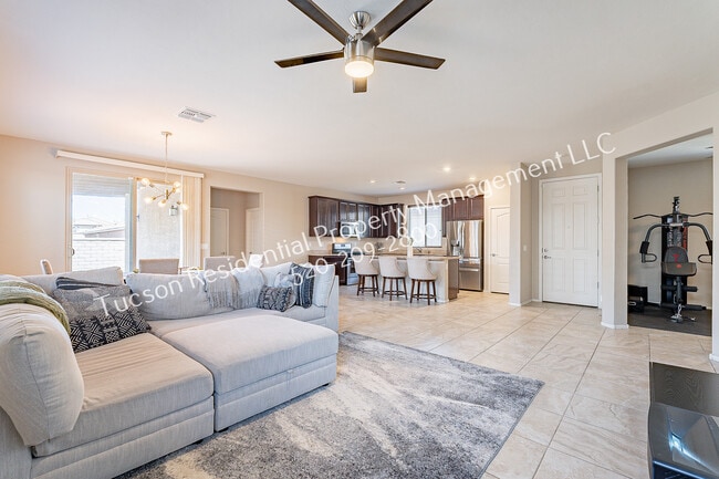 Building Photo - 9578 S Trapper Ridge Dr