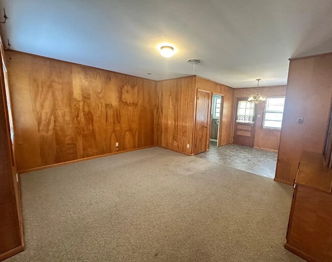 Foto del edificio - 1575 Longfellow Dr