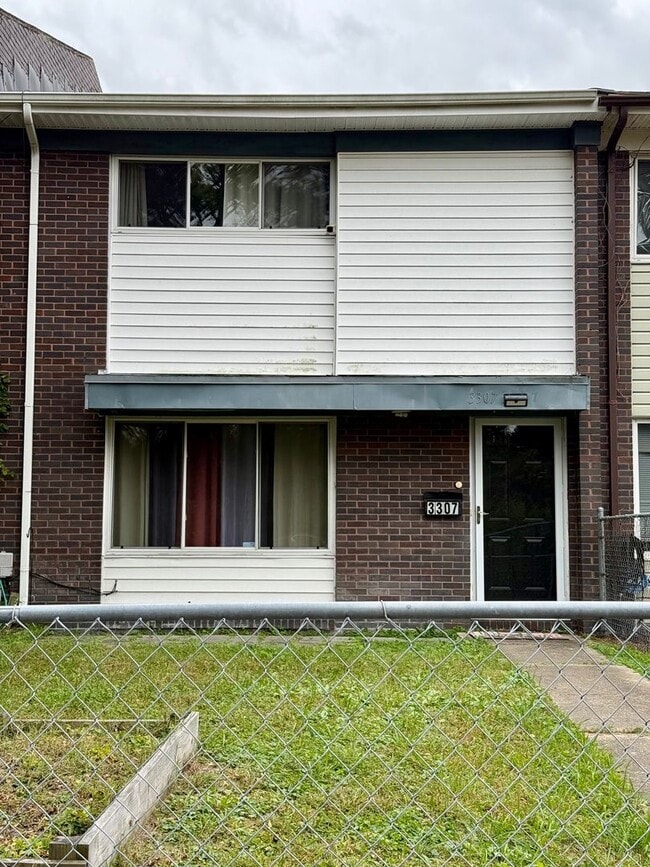 Building Photo - 3307 Shasta Ct