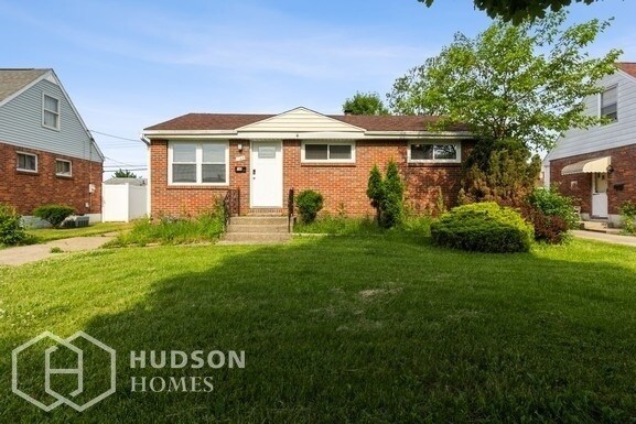Primary Photo - 146 Heather Rd