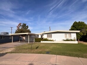 Building Photo - 2219 N 73rd Pl
