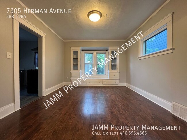 Building Photo - 3-Bedroom Single Family Home Near Edgewate...