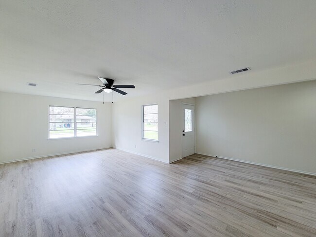 Foto del edificio - 301 Cypress St