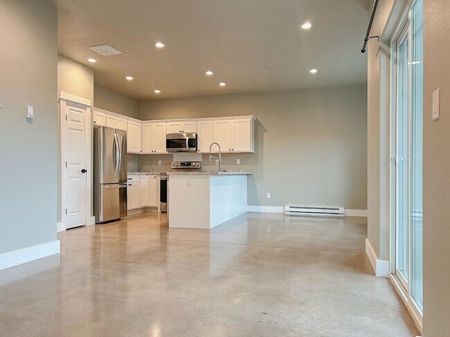 Foto del edificio - Pet Friendly 2 bed/ 2 bath unit at Soldier Ridge!