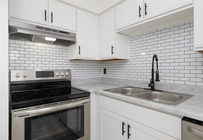 Foto del edificio - 1587 40th Ave
