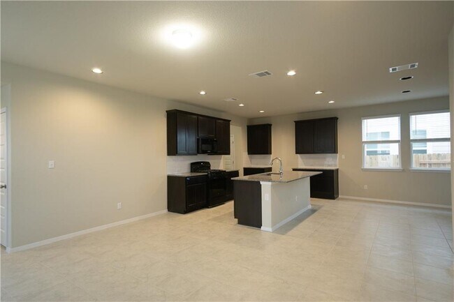 Foto del edificio - 159 Living Reef Dr