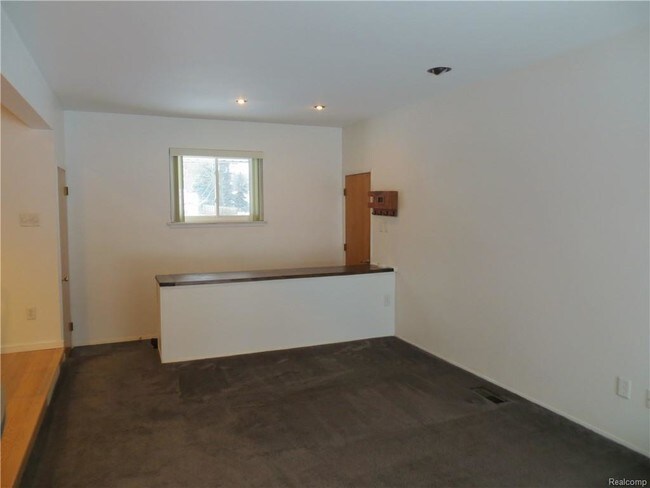 Foto del edificio - 6365 Clarkston Rd