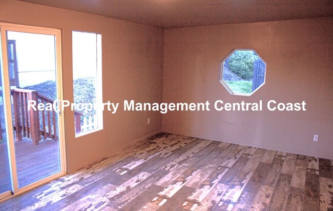 Building Photo - AVAILABLE MARCH -  Terrific 2 Bed/2 Bath M...