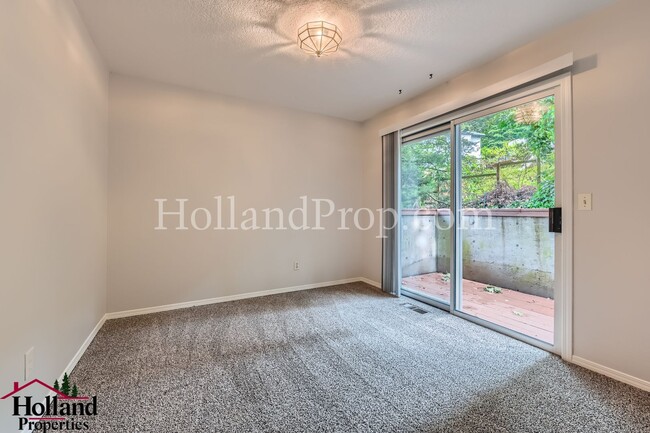 Foto del edificio - 17910 Oatfield Rd