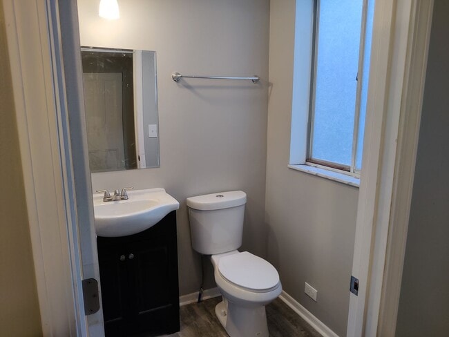 Foto del edificio - Lawrenceville - 3 BR Single Family Home, Newly Remodeled!  Off Street Parking!