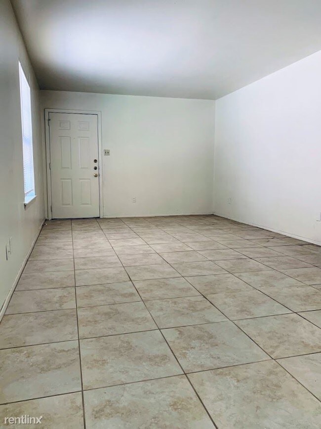 Foto del edificio - 2 br, 1 bath Apartment - Townshire Manor 17
