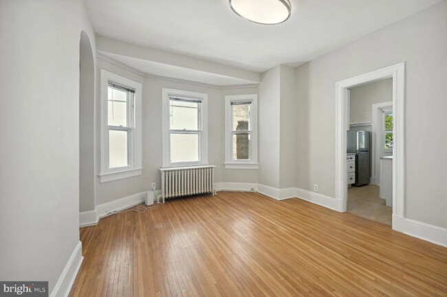 Foto del edificio - 3819 Military Rd NW
