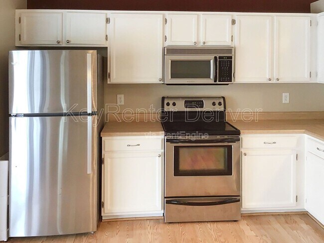 Foto del edificio - 6311 W 116th Ave