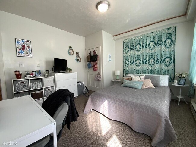 Building Photo - 3 br, 2 bath House - 2812 Patterson Street