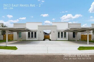 Building Photo - 2613 W Hayes Ave