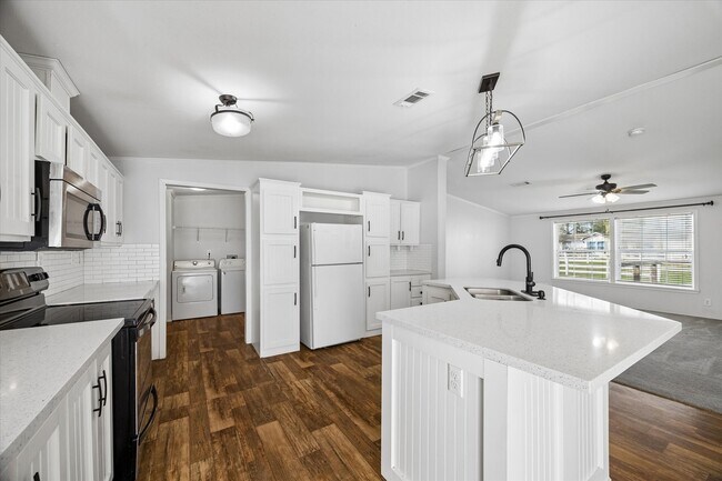 Foto del edificio - 25361 Bluff View Ct