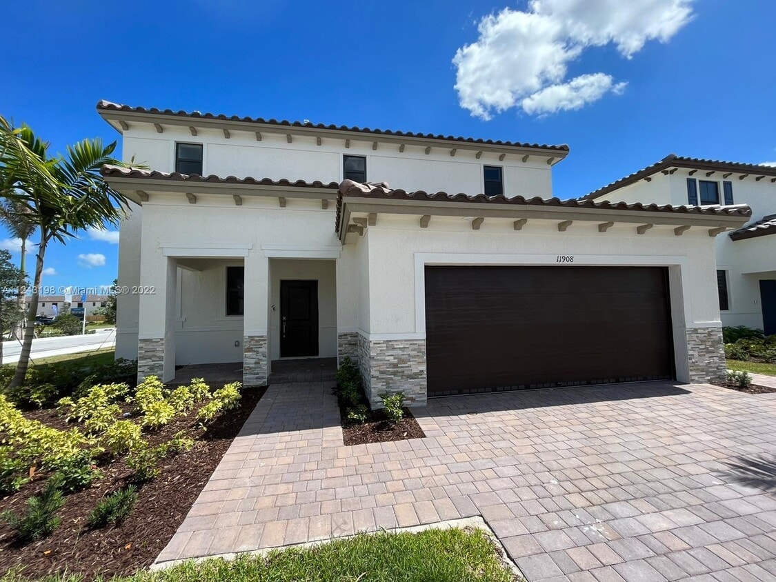 11908 SW 244th St, Princeton, FL 33032 House for Rent in Princeton