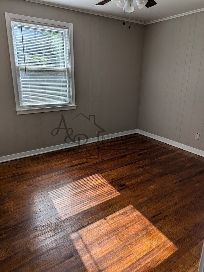 Foto del edificio - 426 Fieldcrest Dr