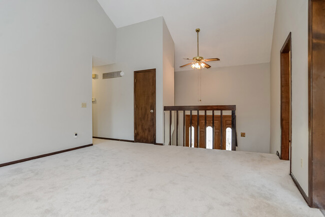 Building Photo - 16403 W 139th St