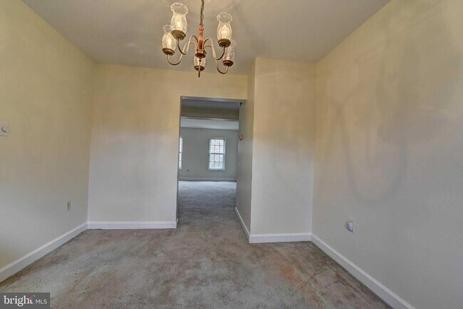 Foto del edificio - 7021 Leewood Forest Dr