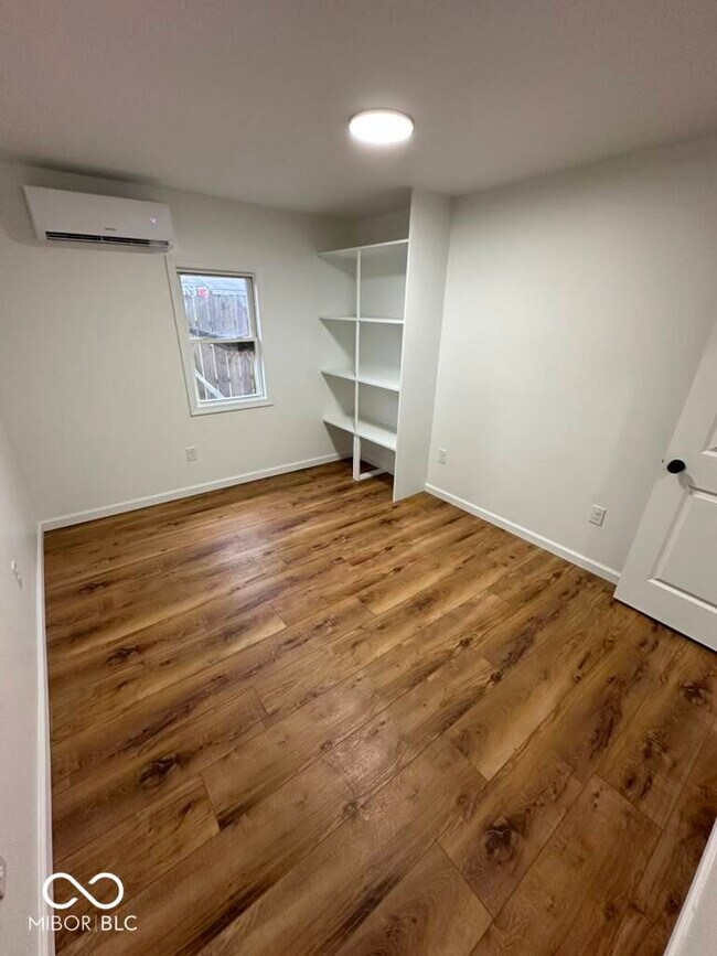 Building Photo - 1007 S Rybolt Ave