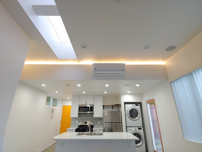 Foto del edificio - 4044 Alla Rd