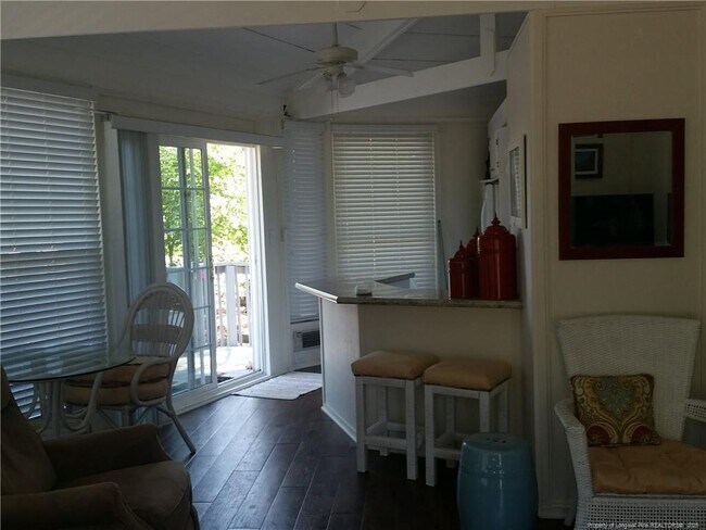 Foto del edificio - 336 Bald Cypress Dr
