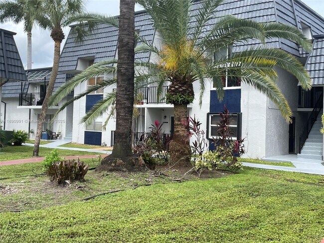 Foto del edificio - 8003 W 6th Ave