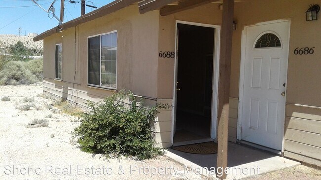 Building Photo - 2 br, 1 bath House - 6688 Yucca Ave
