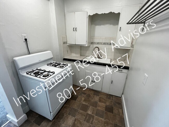 Foto del edificio - Apartment in Historic Salt Lake City Home!