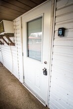 Building Photo - 707 W Race St