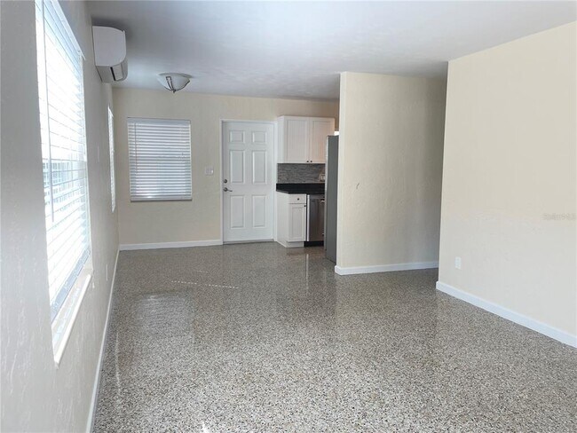 Building Photo - 135 90th Ave