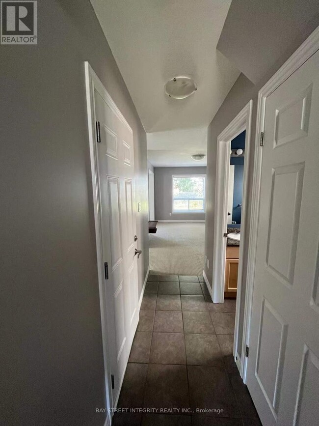 Building Photo - 1993 Denview Ave