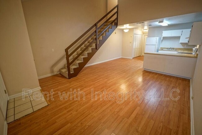 Foto del edificio - 2100 Continental Ave