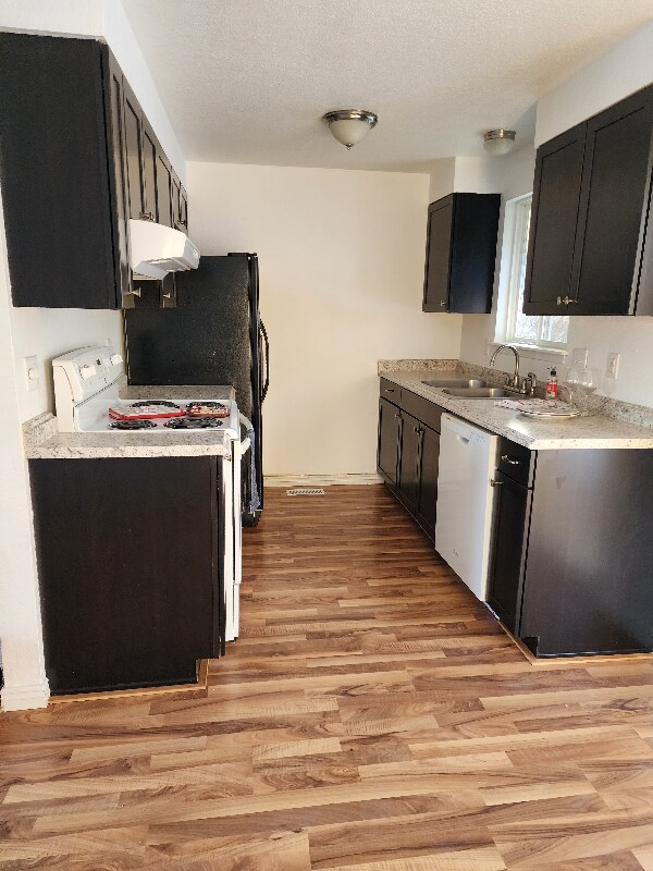 Foto del edificio - 10994 W Wildrose Ct