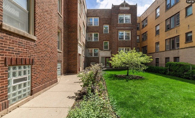 Photo - 2015 North Leavitt Street Apt 2