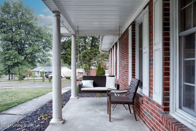 Building Photo - 210 Alexander Dr
