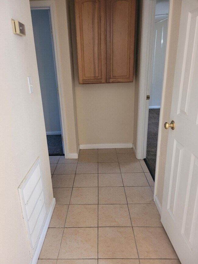 301 Greenbriar Rd, Carterville, IL 62918 House Rental in Carterville