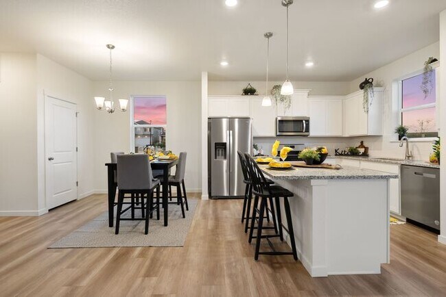 Building Photo - 6133 Alpine Rdg Dr