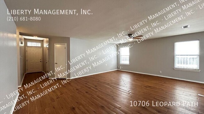 Foto del edificio - 10706 Leopard Path