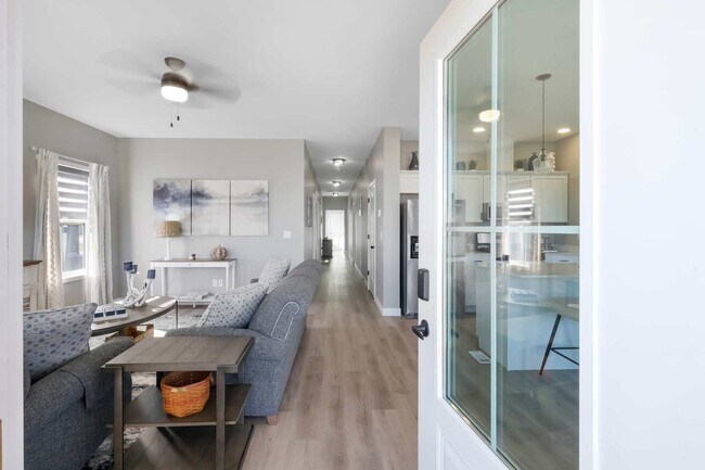 Foto del edificio - 6 Lilac Ln