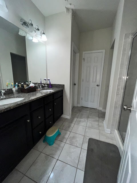 Foto del edificio - 604 Kent Ct