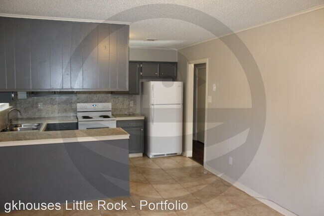 Building Photo - 1016 N J P Wright Loop Rd