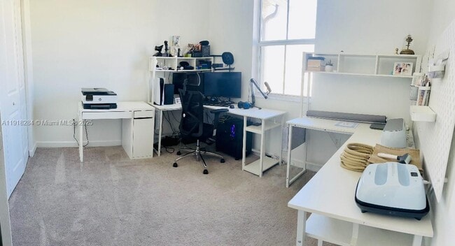 Foto del edificio - 2624 SE 11th Ct