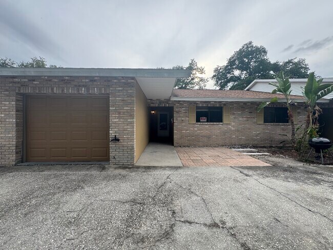 Building Photo - 6501 72nd Ave N