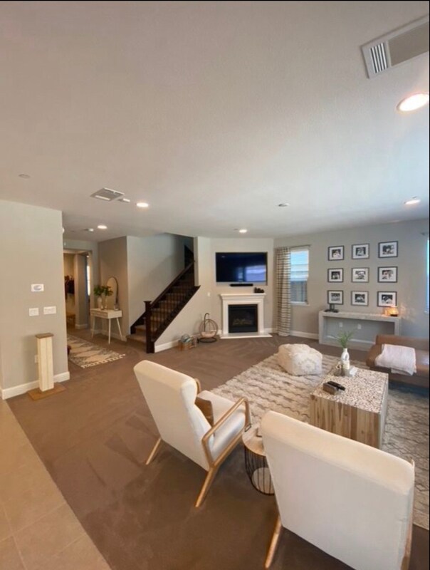 Foto del edificio - 2877 Rio Seco Dr