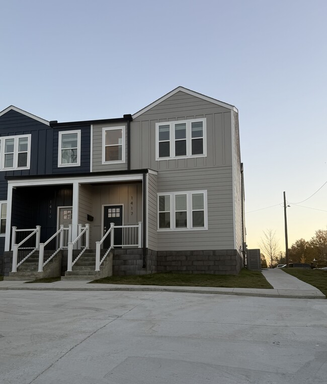 Photo - 1417 Woodbine Ave Townhome