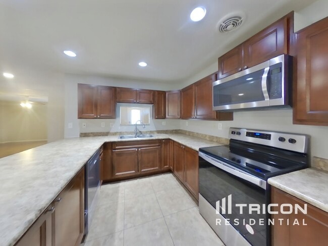 Foto del edificio - 1005 S Solomon