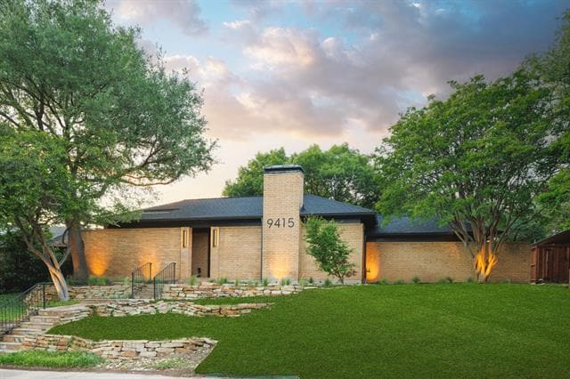 Building Photo - 9415 Hill View Dr