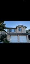 Building Photo - 2121 Avila Pl